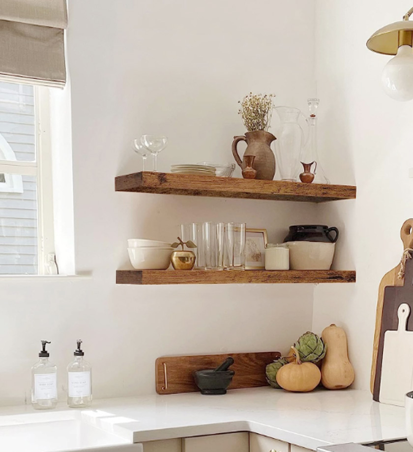 kitchen-wall-shelves-decorating